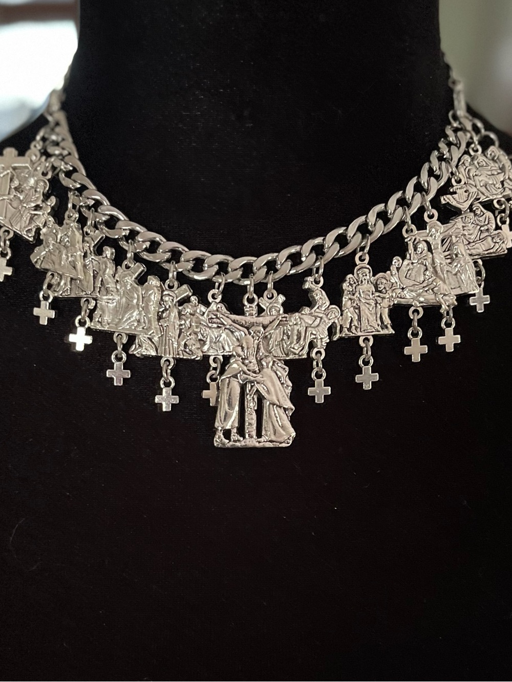 Charm Bracelet - Catholic Stations of the Cross - Picture 10 of 14